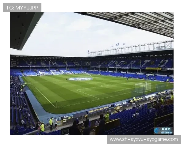 PES2013游戏中London FC代表的是哪支英超球队？