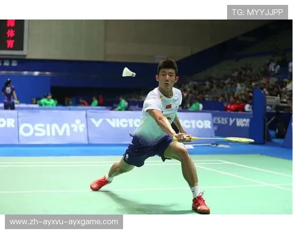 羽毛球移动迅速